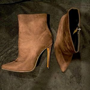 Slightly used chocolate brown, stiletto heel booties, faux suede size 9